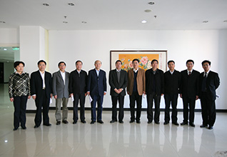 國家質(zhì)檢總局局長王勇、副局長支樹平、紀(jì)檢組長王煒、總工程師張綱在&ldquo;全國質(zhì)量知識競賽&rdquo;復(fù)賽現(xiàn)場親切接見中國質(zhì)量檢驗(yàn)協(xié)會秘書長張軍、秘書長助理張明